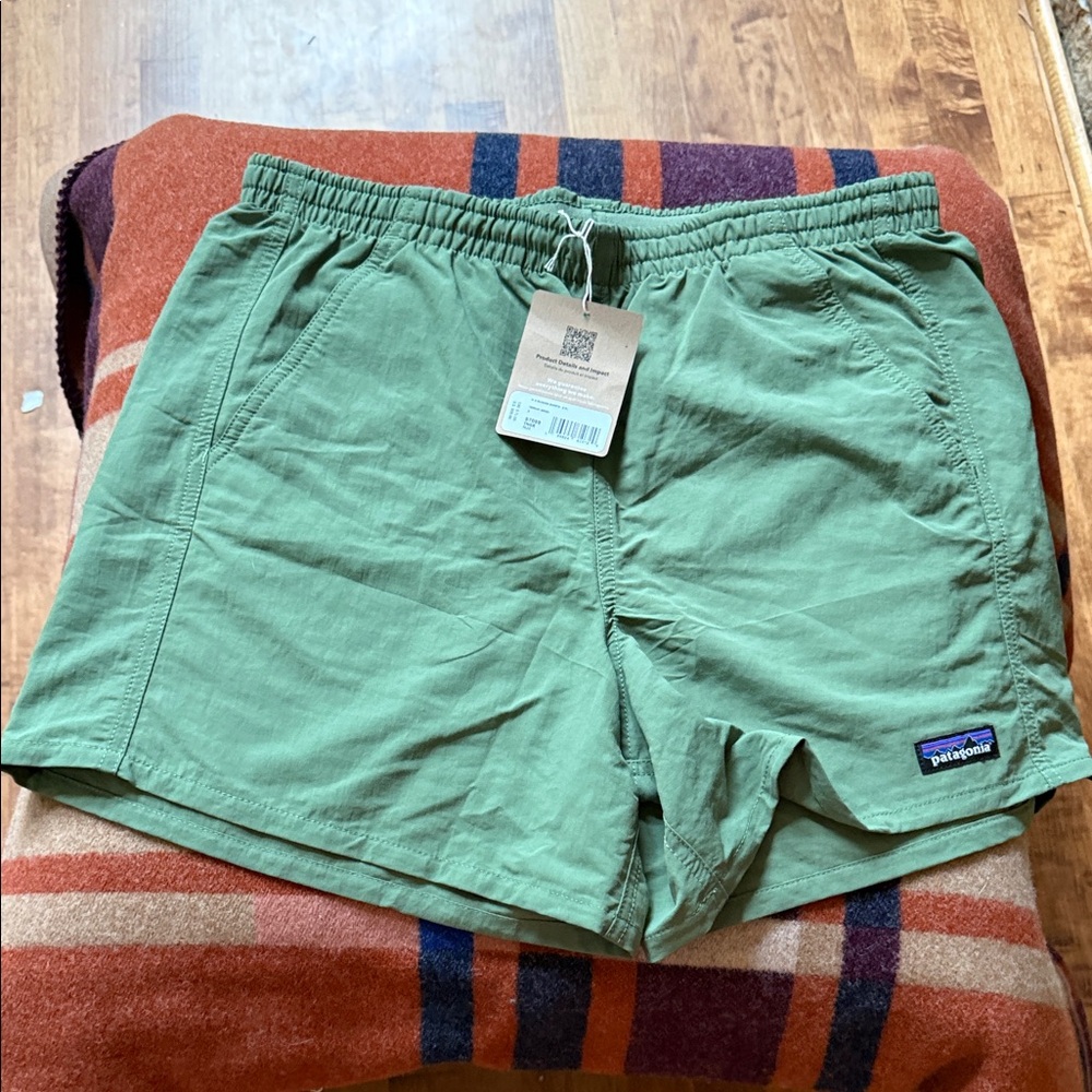 NWT Patagonia Women's Terrain Green Baggies Athletic Shorts